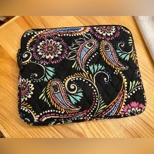 VERA BRADLEY Bandana Swirl Tablet Kindle iPad 10" Soft Sleeve Bag with Zipper